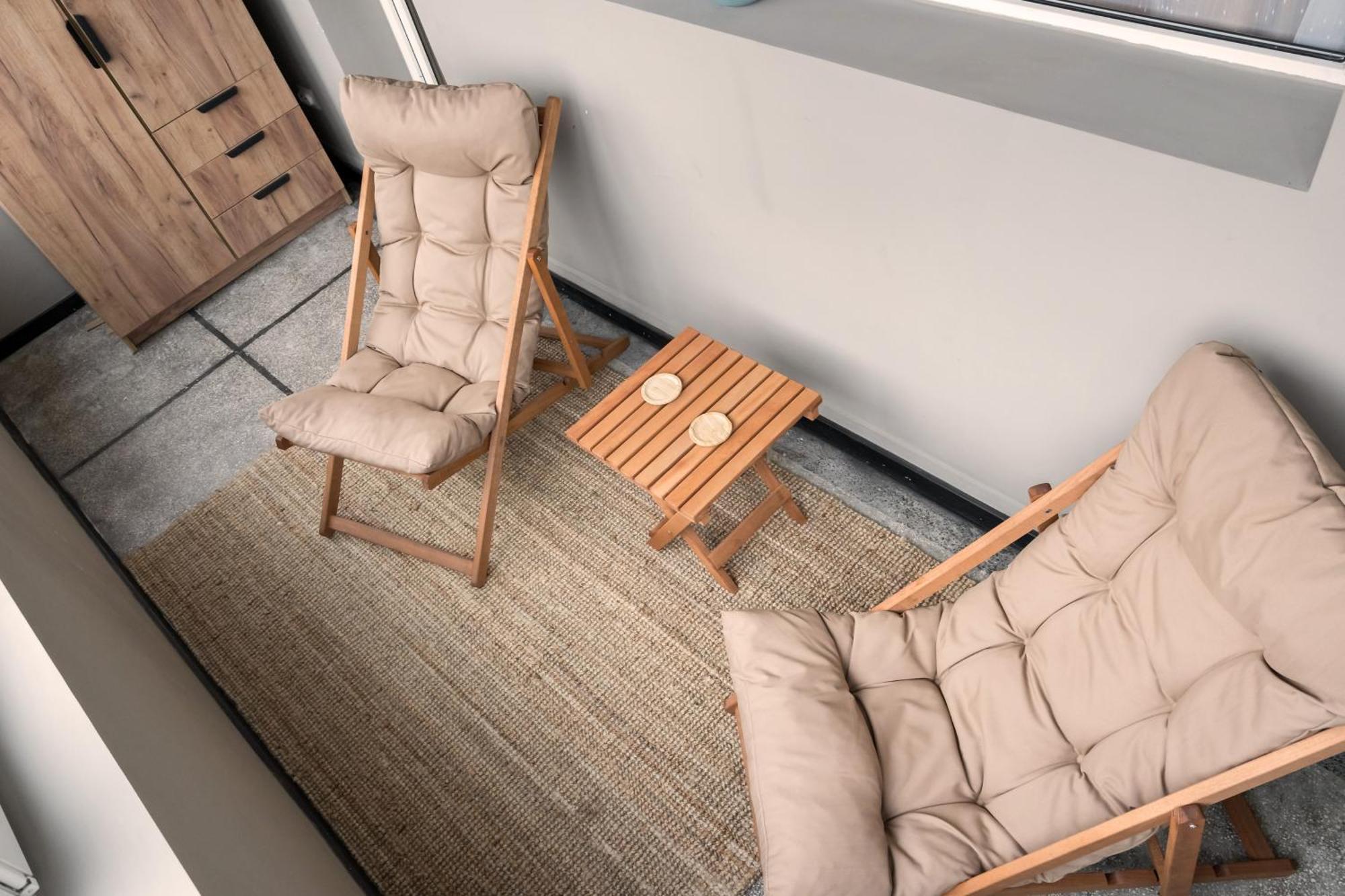 Apartamento Ultracentral Near Old Town, Cismigiu And Victoriei - Cozy, Quiet And Modern Wt Sunny Balcony *